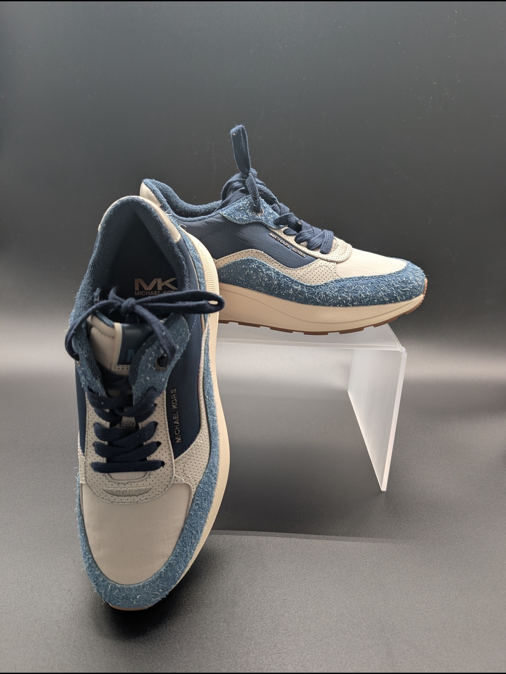 Michael Kors NWOT Men's Blue and Cream Lace-Up Sneakers